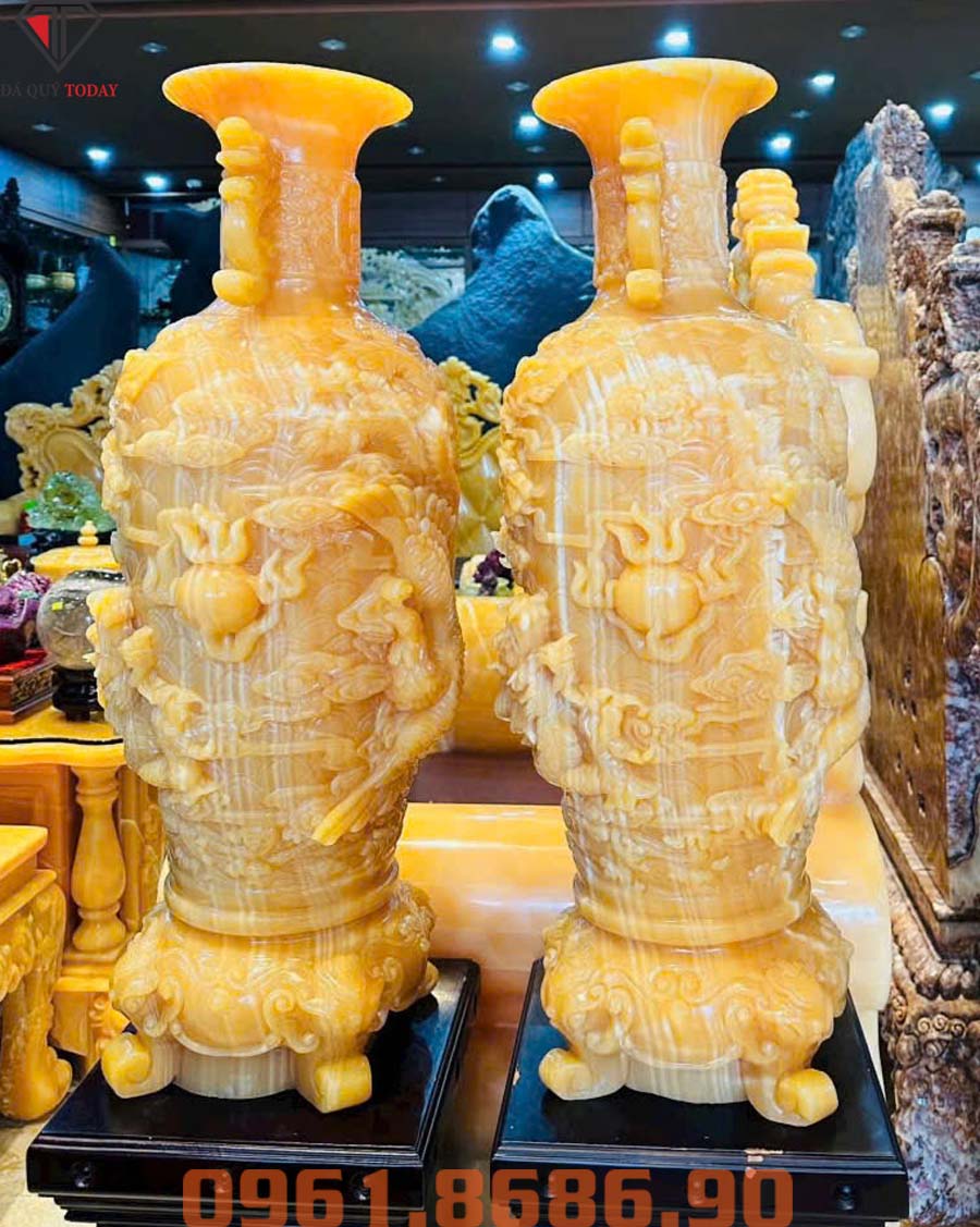 Lục bình ngọc hoàng long chạm long phụng