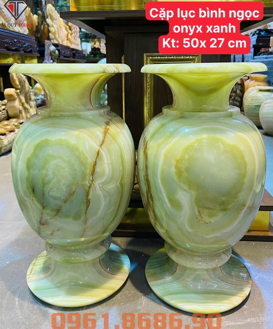 Lục bình phong thủy bằng ngọc onyx xanh 50x27cm